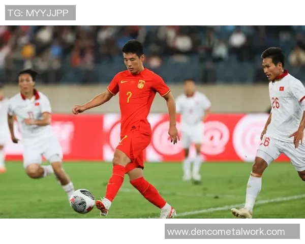 上海足球队在世界杯预选赛中以51分稳居积分榜首位