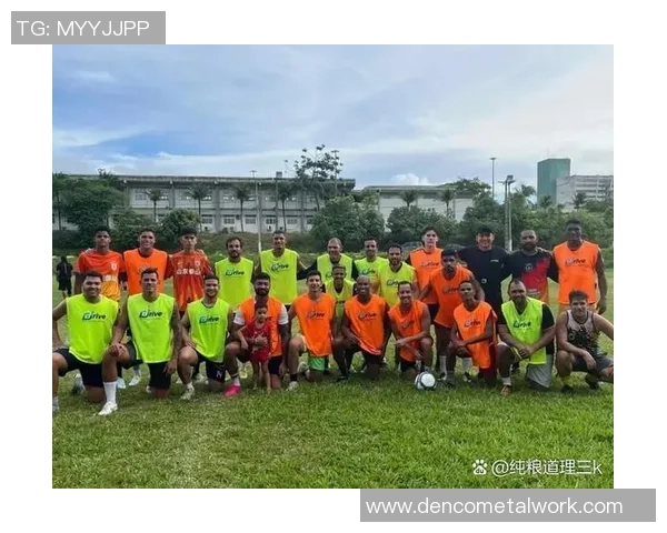 与足球明星的合影记录下的瞬间与梦想的交汇之旅